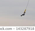 bungee jump  143287918