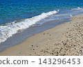 Amanohashidate: A beautiful sea with white sand and green pine trees (Miyazu City, Kyoto Prefecture) 143296453