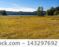 In early autumn in Oze, I gaze upon the autumn foliage and Oze Marsh, reluctantly leaving. 143297692