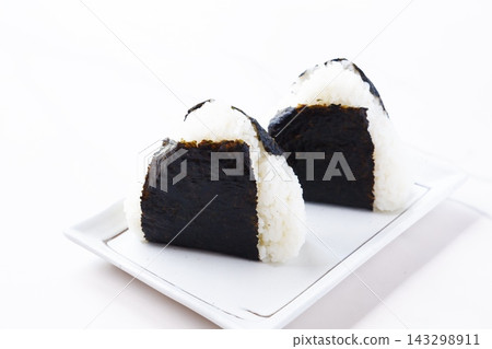 Onigiri - Delicious rice balls made with freshly cooked rice Onigiri - Delicious rice balls made with freshly cooked rice 143298911