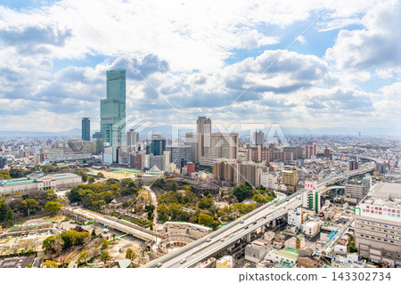 大阪府:日本城市景觀,包括阿倍野Harukas摩天大樓。 大阪府:日本城市景觀,包括阿倍野Harukas摩天大樓。 143302734