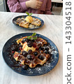 dessert   143304518
