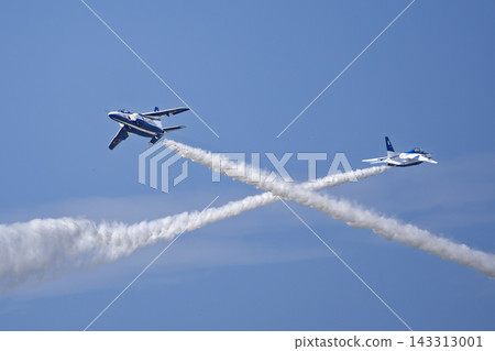 Blue Impulse aerobatic team at Matsushima Air Base conducts flight training under the autumn blue sky in Higashimatsushima City, Miyagi Prefecture. Blue Impulse aerobatic team at Matsushima Air Base conducts flight training under the autumn blue sky in Higashimatsushima City, Miyagi Prefecture. 143313001