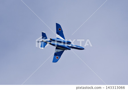 Blue Impulse aerobatic team at Matsushima Air Base conducts flight training under the autumn blue sky in Higashimatsushima City, Miyagi Prefecture. Blue Impulse aerobatic team at Matsushima Air Base conducts flight training under the autumn blue sky in Higashimatsushima City, Miyagi Prefecture. 143313066