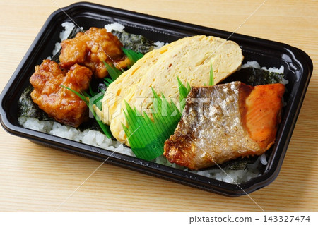 鮭魚海藻便當盒 鮭魚海藻便當盒 143327474