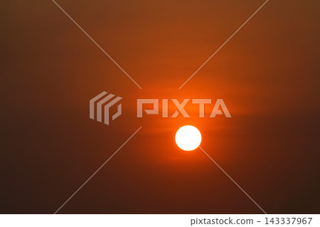 Hot Orange Sun in Hazy Sky, Heat Wave and Global Warming Concept with Copy Space Hot Orange Sun in Hazy Sky, Heat Wave and Global Warming Concept with Copy Space 143337967