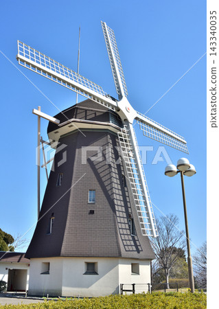 Windmill of Tsurumi-based ground Windmill of Tsurumi-based ground 143340035