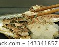 Enjoy grilled saury with grated daikon radish, eaten with chopsticks – a classic autumn Japanese dish. 143341857