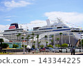 A view of the luxury cruise ship (Asuka III) from Meriken Park in Kobe (late summer) 143344225