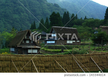 秋季,富山縣戶浪市相倉町會舉辦小切子祭,吸引大量民眾前來參加。 秋季,富山縣戶浪市相倉町會舉辦小切子祭,吸引大量民眾前來參加。 143344814