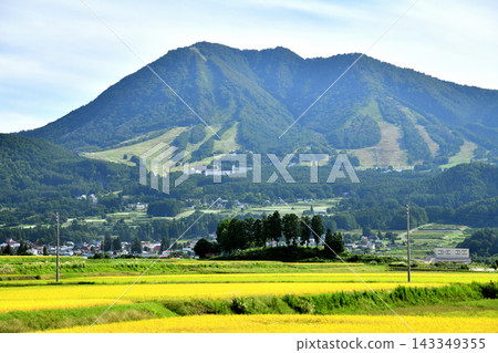 從樽川橋/樽川附近眺望高城山（長野縣木島平村） [2026.9] 143349355