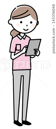 護理人員、助手、平板電腦 護理人員、助手、平板電腦 143356048