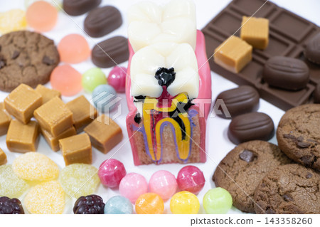 Tooth decay and sweets Tooth decay and sweets 143358260