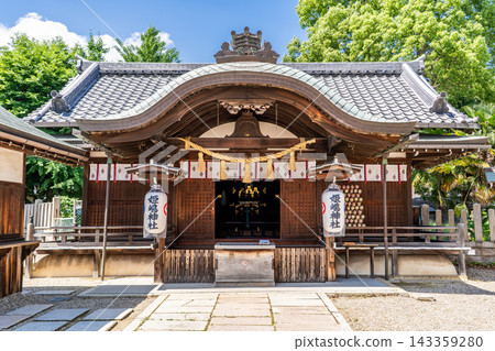 姬島神社(重新開始神社)參拜殿:供奉決策與行動之神。地址:大阪市西淀川區姬島。 姬島神社(重新開始神社)參拜殿:供奉決策與行動之神。地址:大阪市西淀川區姬島。 143359280