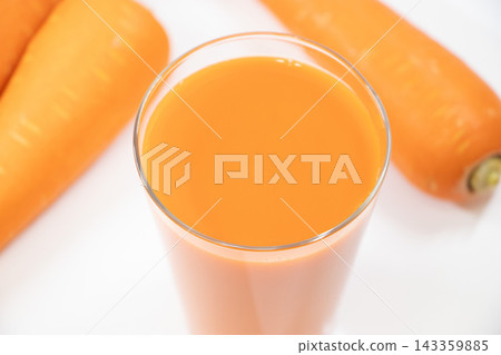 胡蘿蔔汁 143359885