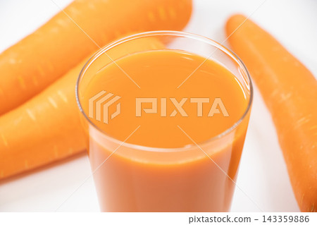 胡蘿蔔汁 143359886