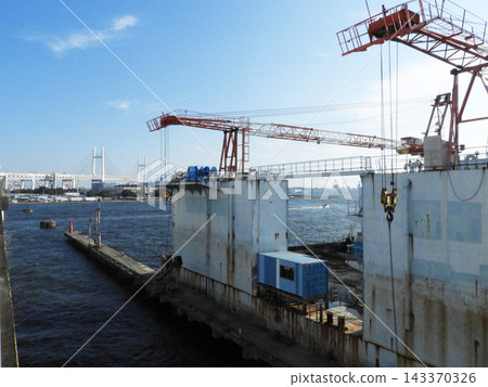 起重機碼頭 143370326