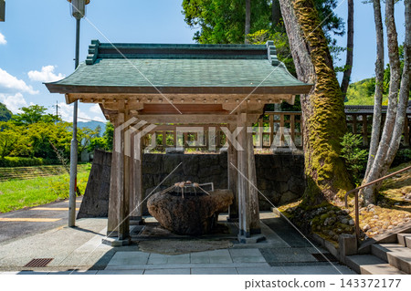 出雲國一宮(第一神社)、熊野大社、淨化噴泉、島根縣松江市八雲町熊野 出雲國一宮(第一神社)、熊野大社、淨化噴泉、島根縣松江市八雲町熊野 143372177