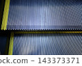 Escalator 143373371