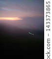 雲海，燈光閃耀 143373865