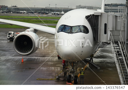 飛機被停放 飛機被停放 143376547