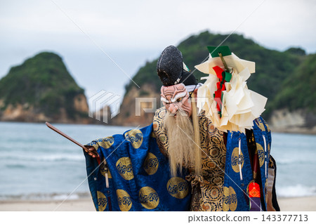 Iwami Kagura "Iwato" where the gods dance Iwami Kagura "Iwato" where the gods dance 143377713