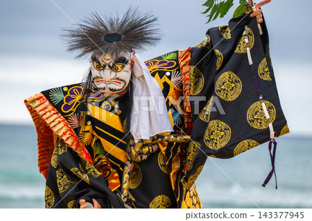 Iwami Kagura "Iwato" where the gods dance Iwami Kagura "Iwato" where the gods dance 143377945
