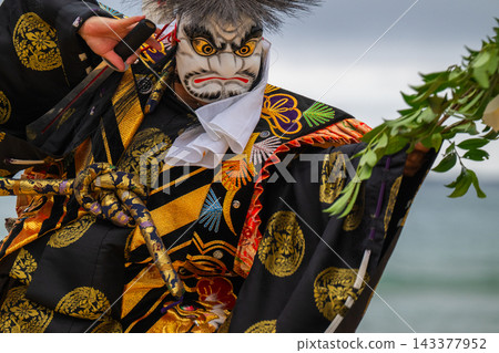Iwami Kagura "Iwato" where the gods dance Iwami Kagura "Iwato" where the gods dance 143377952