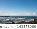 眼前是一片海景，藍天白雲，日本海的地平線綿延不絕。 143378060