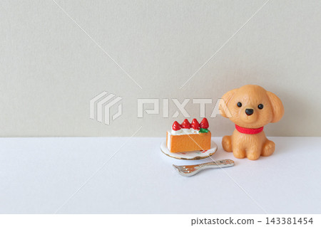 狗狗和蛋糕——狗狗零食的圖片素材。 143381454