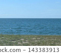 The sea where you can see the horizon 143383913