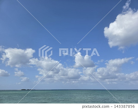 藍色的大海和天空 藍色的大海和天空 143387856