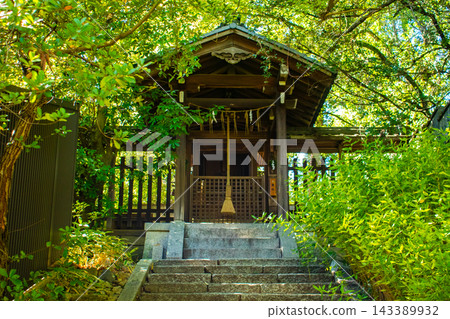 今宮神社本社,瘟疫神護佑神社:祈求身體健康長壽,婚姻美滿(嫁入豪門),疾病痊癒,技藝精湛。 今宮神社本社,瘟疫神護佑神社:祈求身體健康長壽,婚姻美滿(嫁入豪門),疾病痊癒,技藝精湛。 143389932