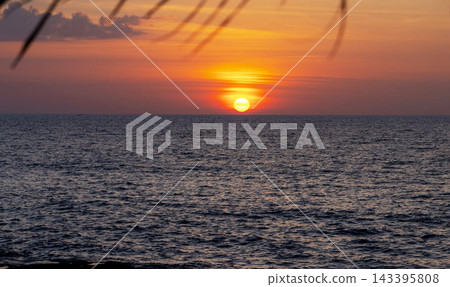 beautiful sunset on the sea beautiful sunset on the sea 143395808