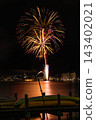 Large fireworks and the night view over Lake Suwa 143402021