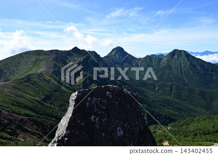硫磺山、橫岳攀登,八嶽山脈,長野縣,山梨縣 硫磺山、橫岳攀登,八嶽山脈,長野縣,山梨縣 143402455