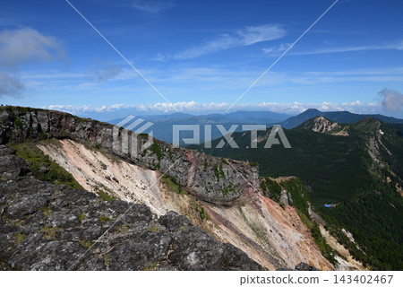 硫磺山、橫岳攀登,八嶽山脈,長野縣,山梨縣 硫磺山、橫岳攀登,八嶽山脈,長野縣,山梨縣 143402467