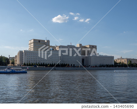 10 August 2026 Russia Moscow riverboat sailing along the Moskva River with the historic Ministry of Defense building on Frunzenskaya Embankment in the background 10 August 2026 Russia Moscow riverboat sailing along the Moskva River with the historic Ministry of Defense building on Frunzenskaya Embankment in the background 143405690