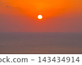 路邊站夕日丘外女 143434914