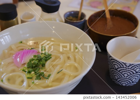 牛骨烏龍麵，大分縣齋木市的當地特色菜。 143452006
