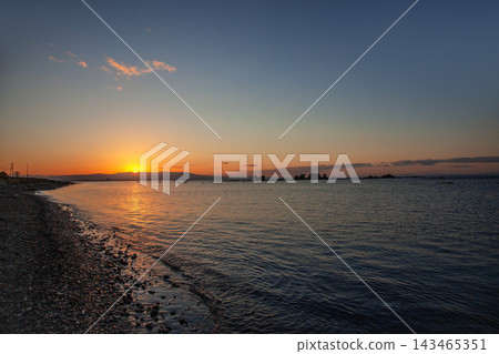 黎明時的宇野崎海灘 黎明時的宇野崎海灘 143465351