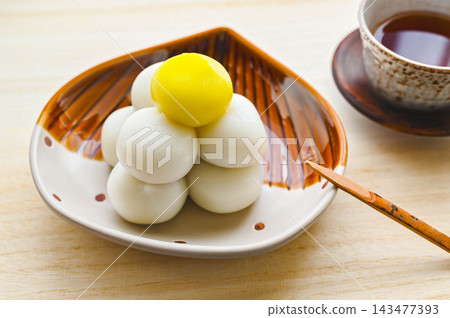 秋季美食：賞月餃子和串燒餃子 143477393