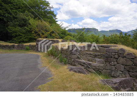 角村城遺址位於大分縣楠町。 143483885