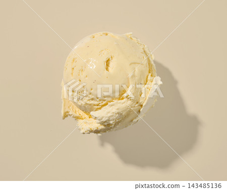 vanilla ice cream scoop vanilla ice cream scoop 143485136
