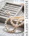 Beautiful white jewelry pearl necklace material image 143489654