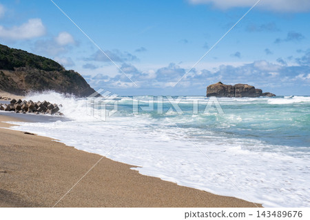 Shirato Coast and Okinoshima Island, Shirato, Tottori City, Tottori Prefecture Shirato Coast and Okinoshima Island, Shirato, Tottori City, Tottori Prefecture 143489676