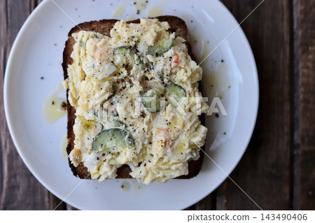 Gourmet toast with potato salad made on whole wheat bread Gourmet toast with potato salad made on whole wheat bread 143490406