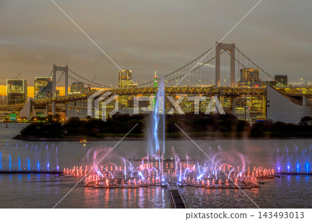 Fountain show (Odaiba Seaside Park) Fountain show (Odaiba Seaside Park) 143493013