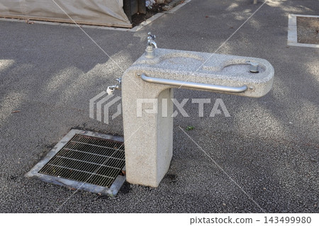 武藏小杉公園的飲水機 武藏小杉公園的飲水機 143499980