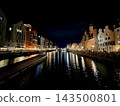 Night view of the Motłava River in Gdansk 143500801